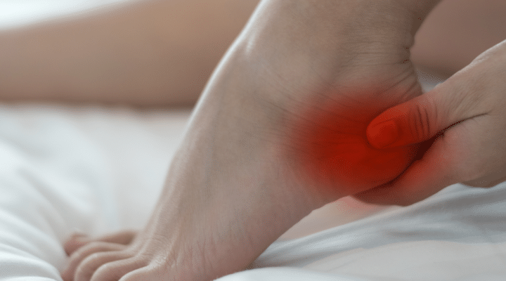 Plantar Fasciitis Symptoms, Causes & Treatment Options
